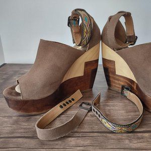 Inkkas Wood Platform Wedge Heels, women's size 8